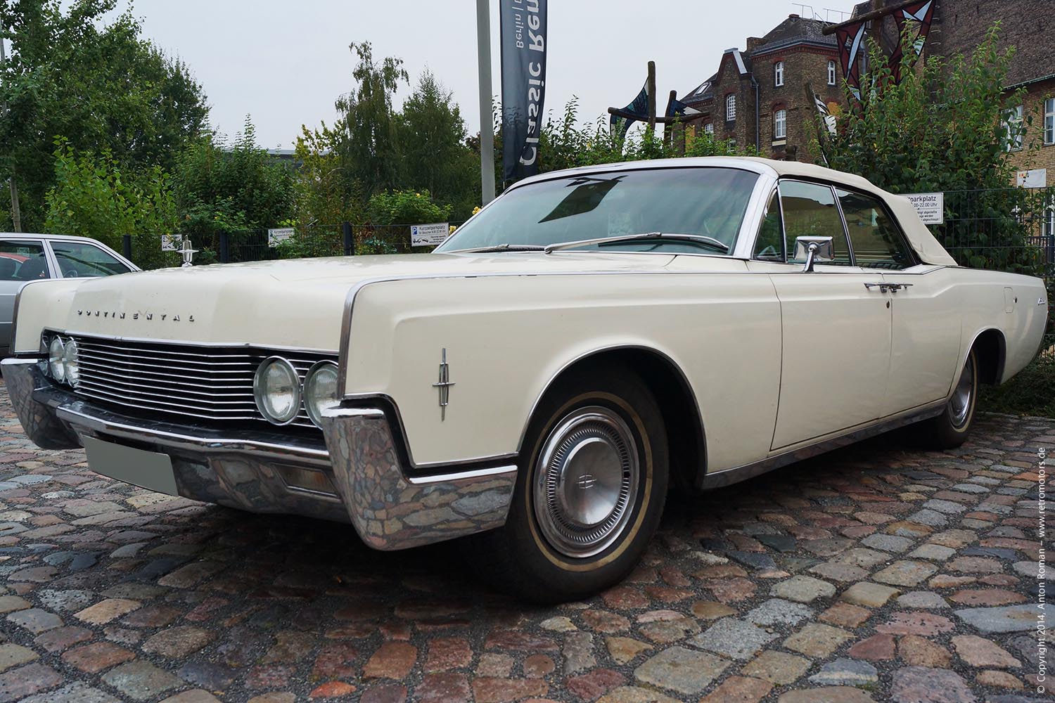 1966 Lincoln Continental Convertible