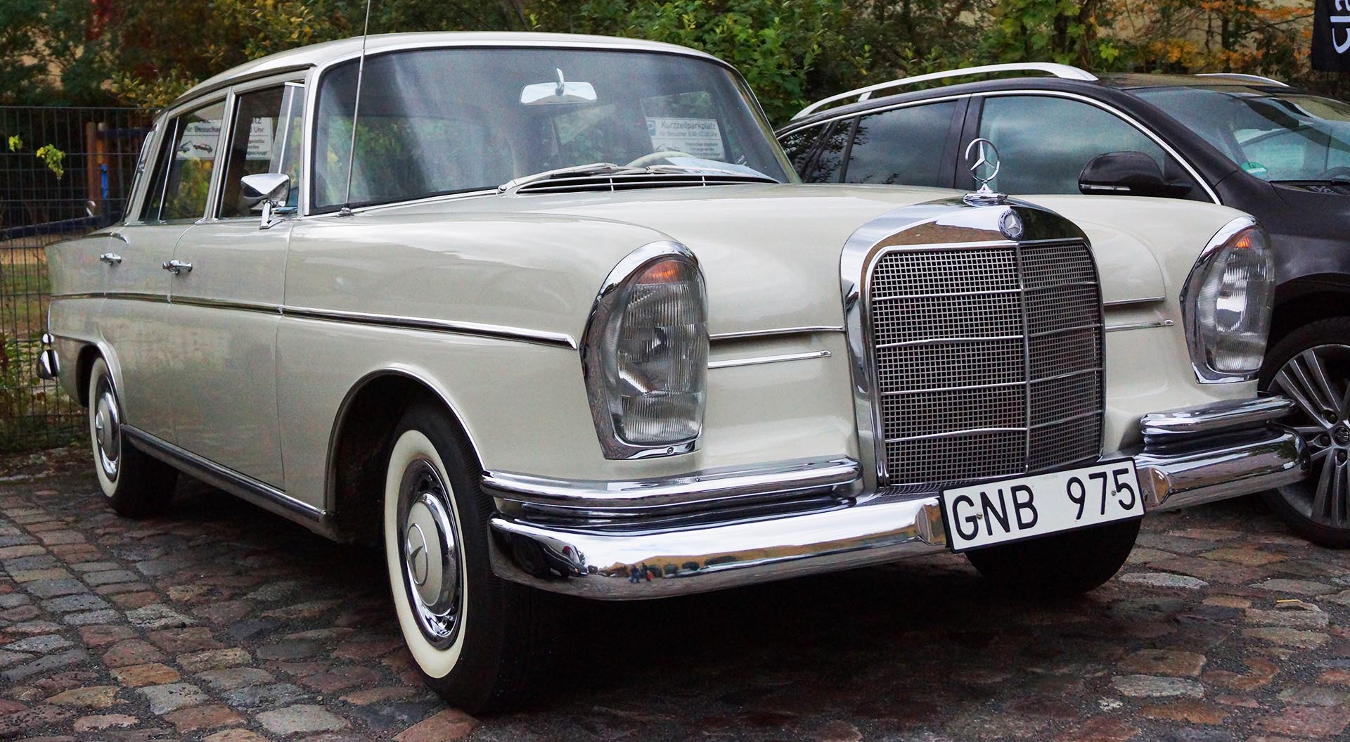 1963 Mercedes-Benz 300SE (W112)