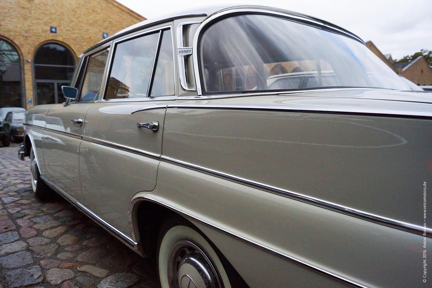 1963 Mercedes-Benz 300SE (W112)